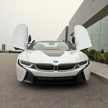2019 BMW i8 Roadster