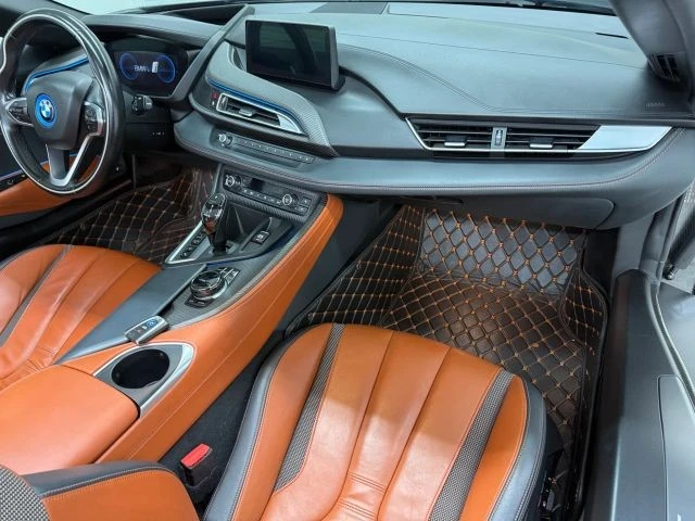 2019 BMW i8 - Image 15 of 21