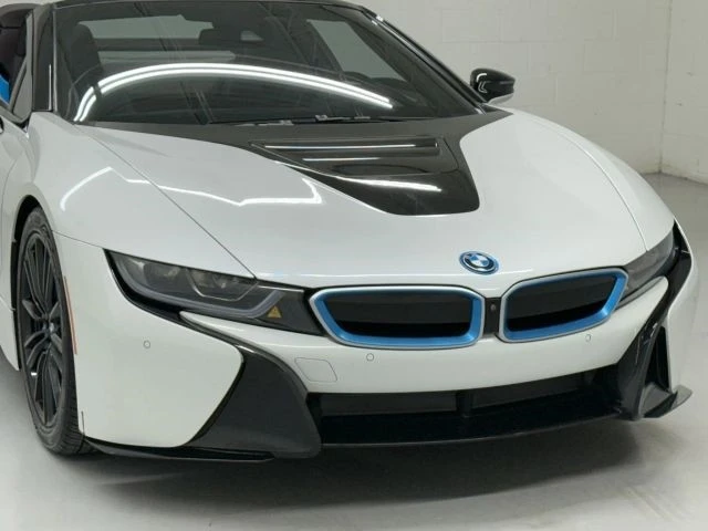 2019 BMW i8 - Image 9 of 12