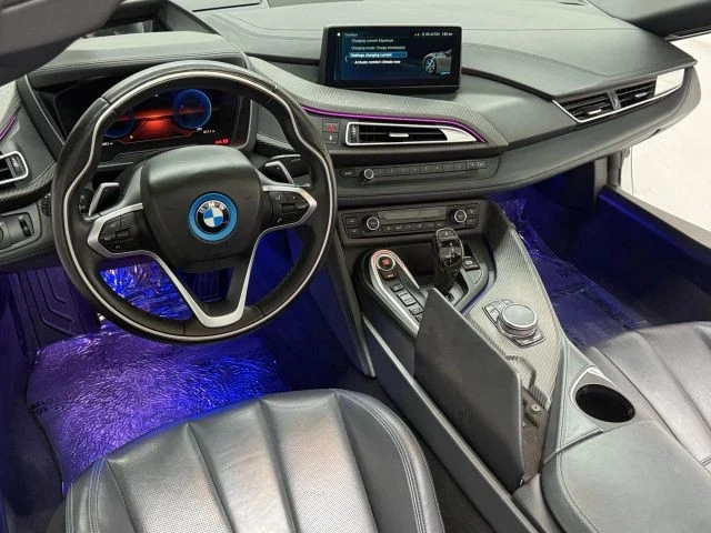 2019 BMW i8 - Image 2 of 16
