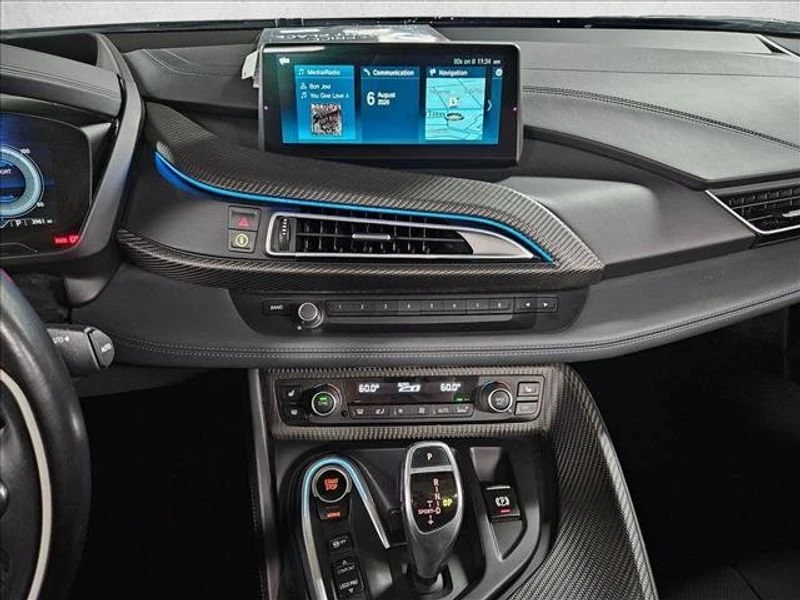 2019 BMW i8 - Image 13 of 19