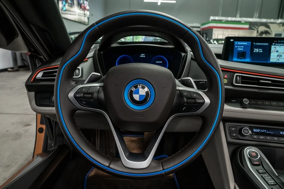 2019 BMW i8 - Image 12 of 19
