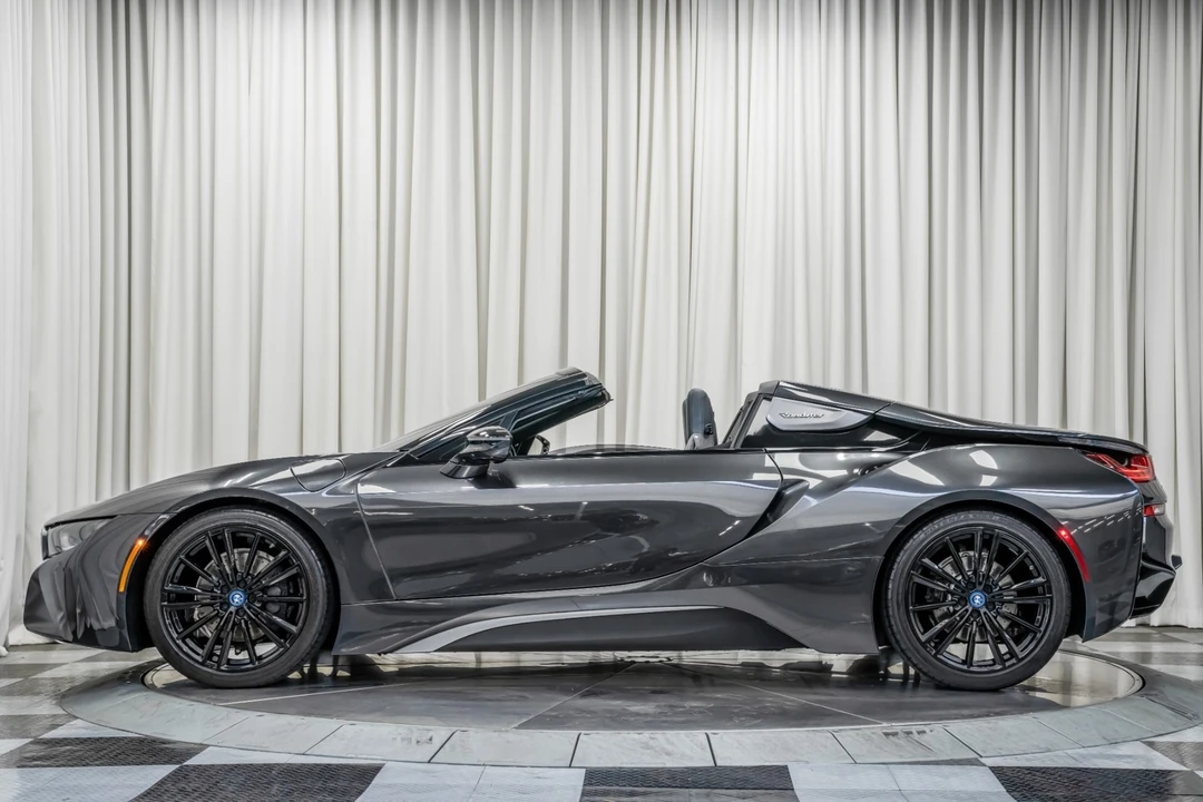 2019 BMW i8 - Image 6 of 21