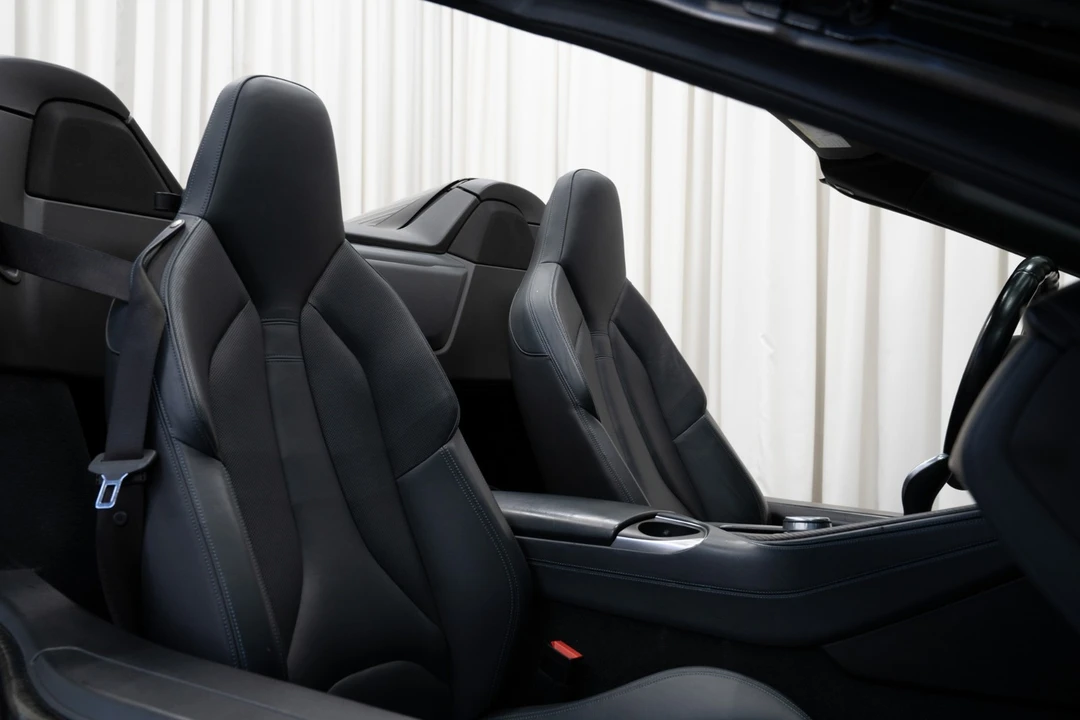 2019 BMW i8 - Image 19 of 21