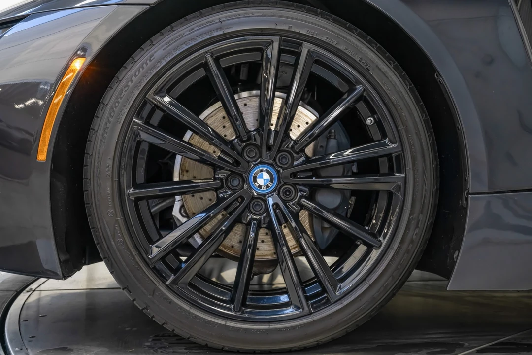 2019 BMW i8 - Image 10 of 21