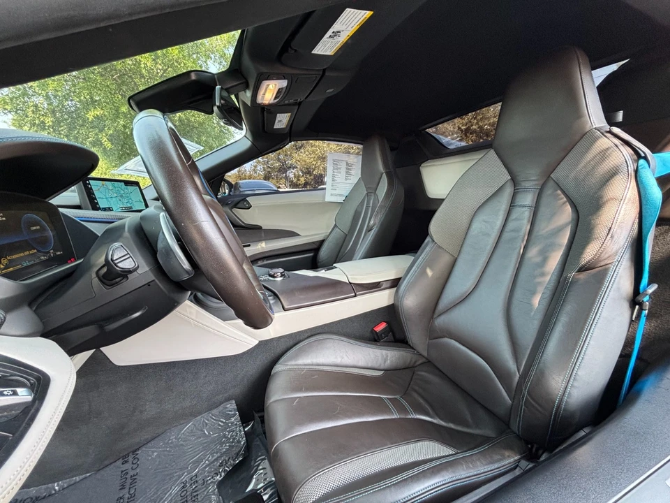 2019 BMW i8 - Image 23 of 31