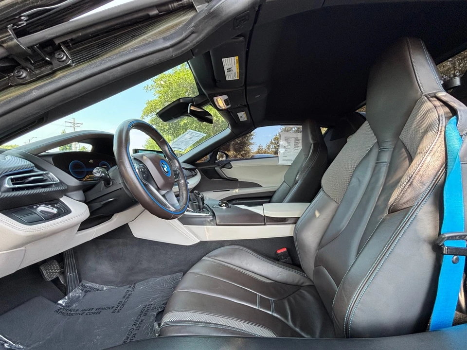 2019 BMW i8 - Image 22 of 31