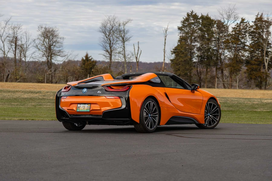 2019 BMW i8 - Image 3 of 31