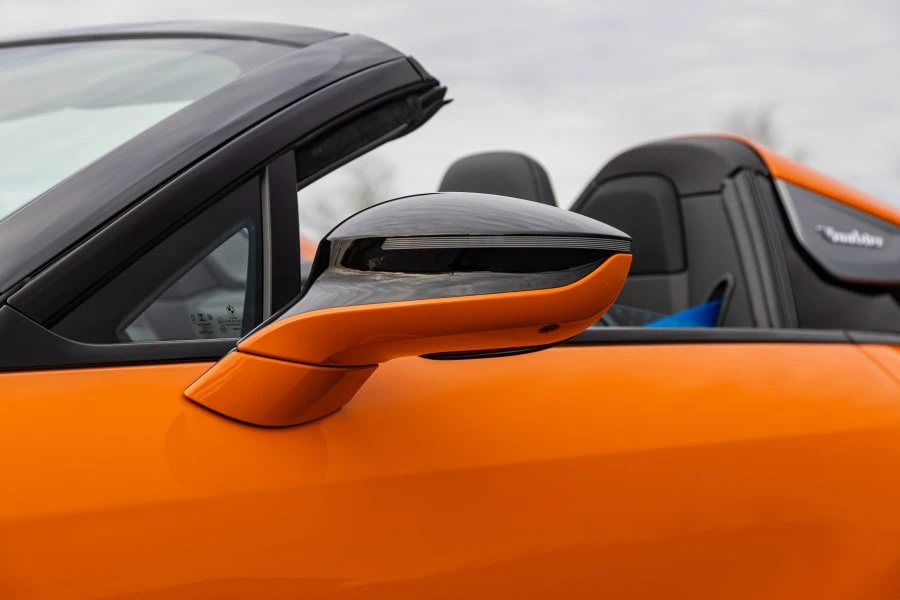2019 BMW i8 - Image 16 of 31