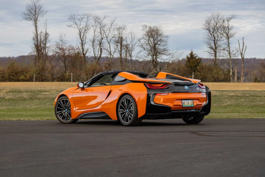 2019 BMW i8 - Image 19 of 31