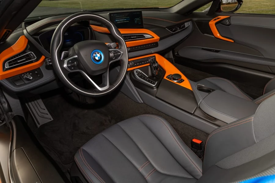 2019 BMW i8 - Image 29 of 31