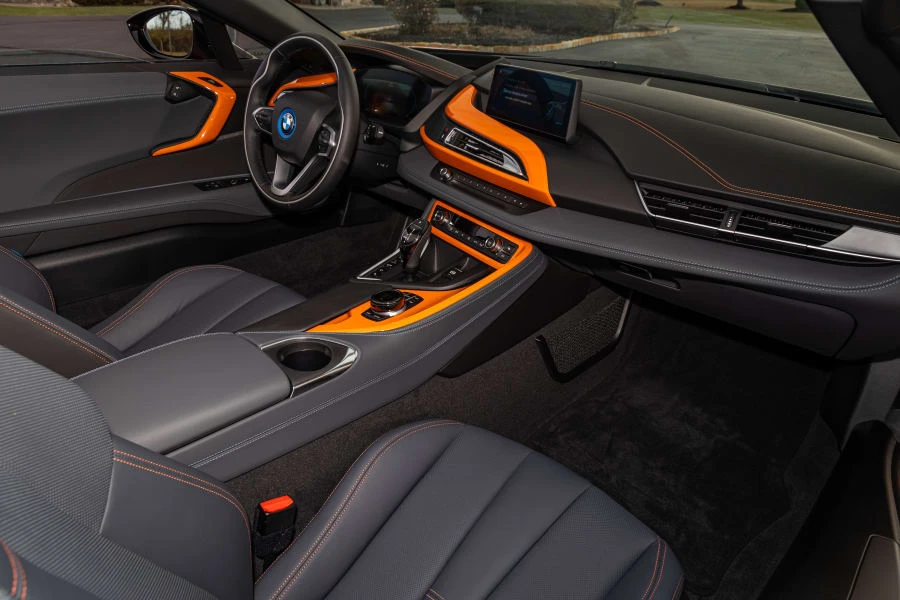 2019 BMW i8 - Image 23 of 31