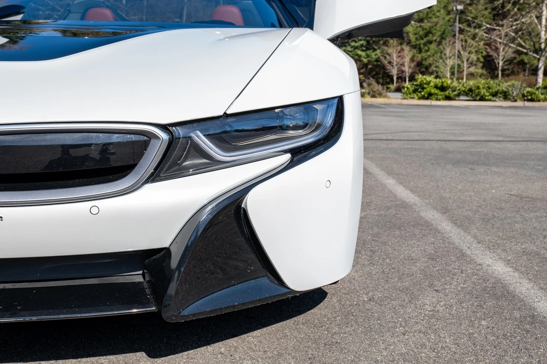 2019 BMW i8 - Image 18 of 31