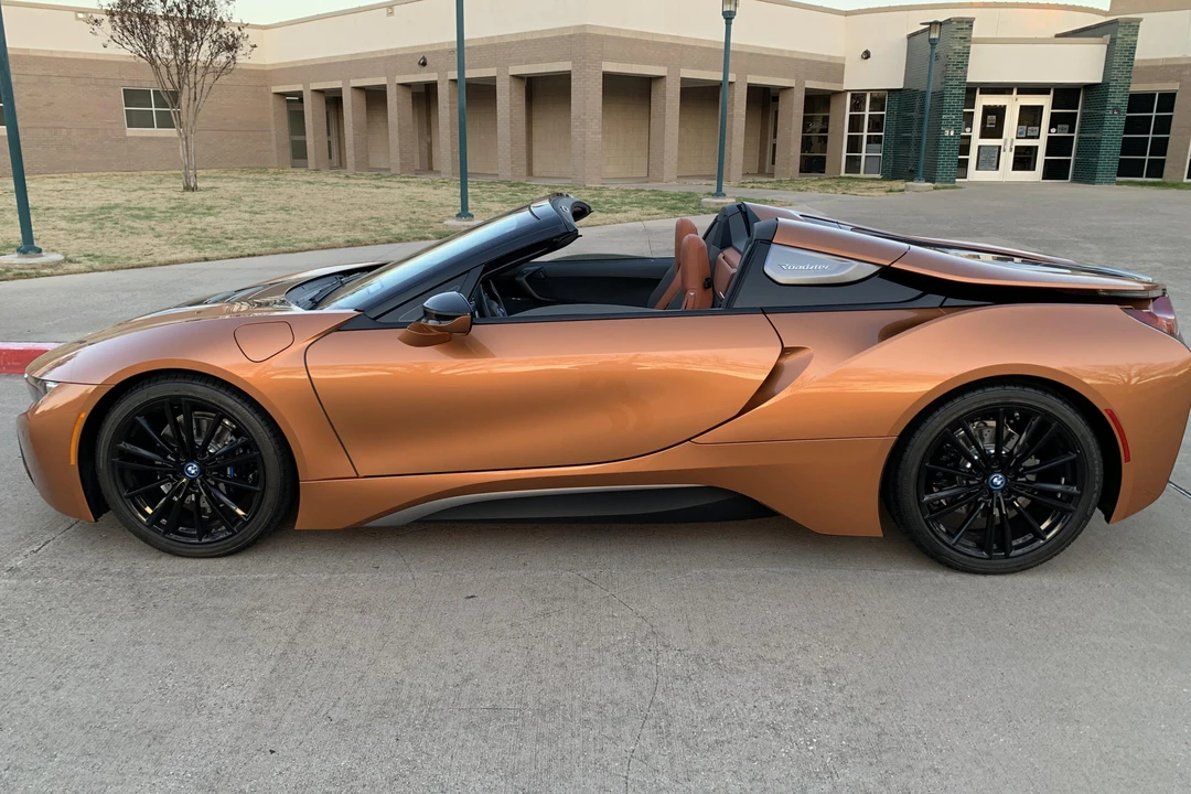 2019 BMW i8 - Image 3 of 31