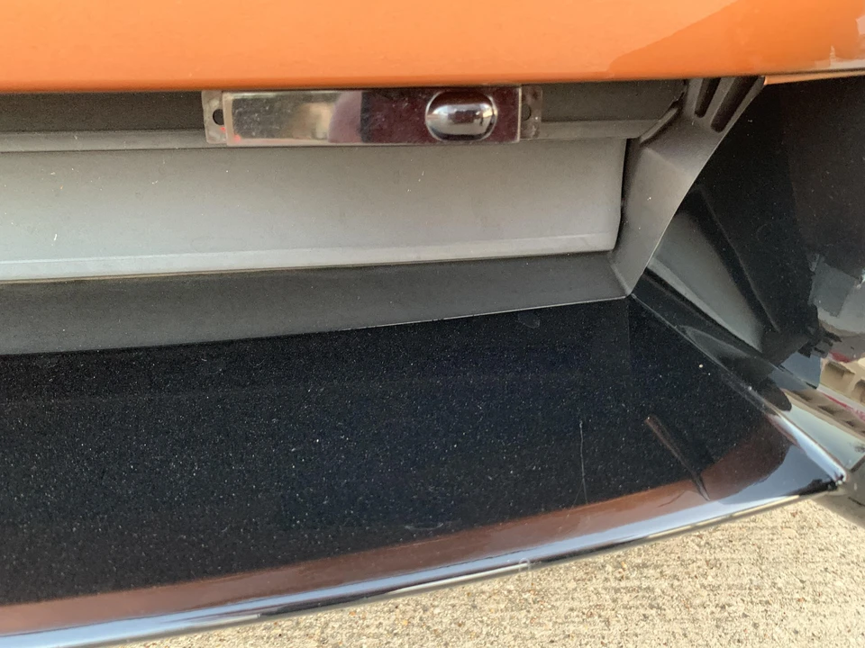 2019 BMW i8 - Image 26 of 31