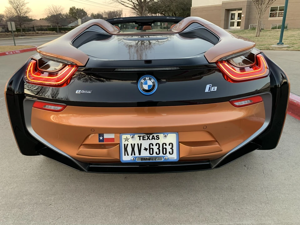 2019 BMW i8 - Image 20 of 31