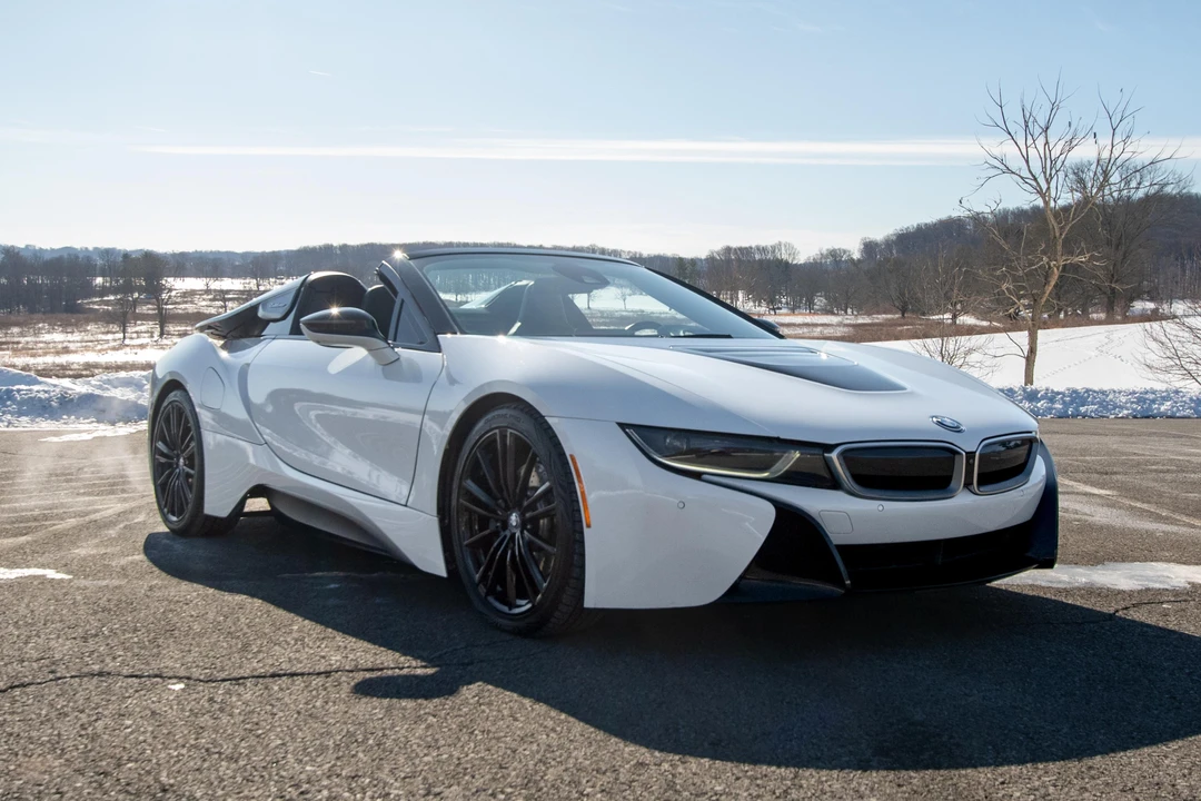 2019 BMW i8 - Image 11 of 31
