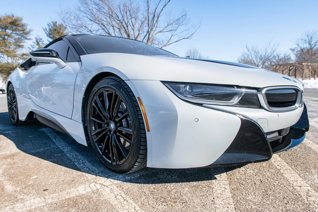 2019 BMW i8 - Image 22 of 31