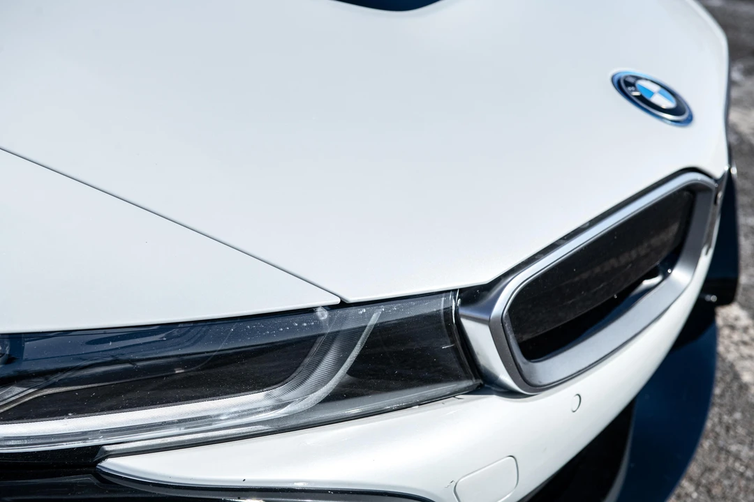 2019 BMW i8 - Image 25 of 31
