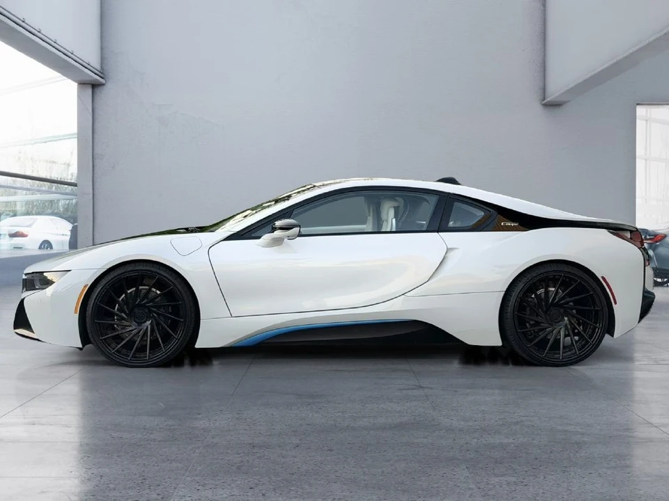 2019 BMW i8 - Image 9 of 19