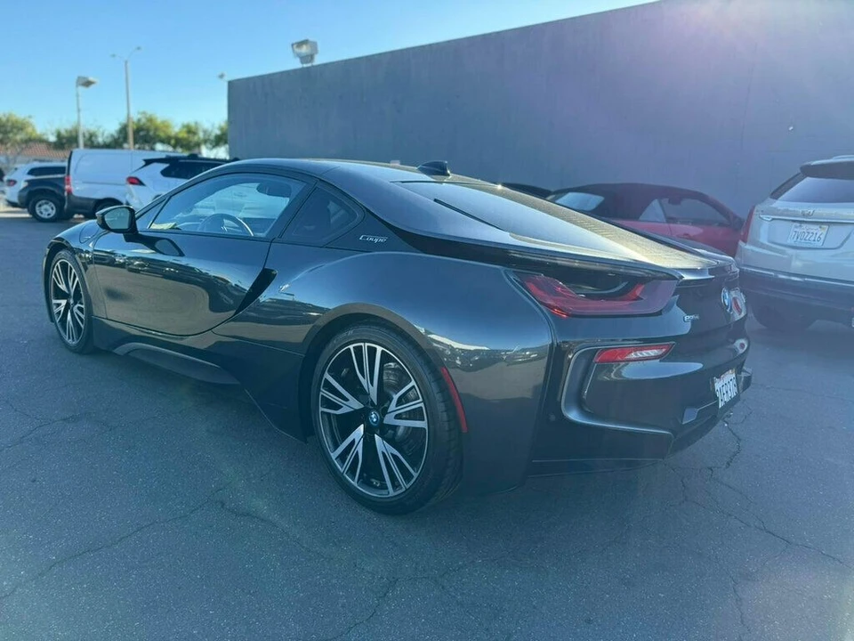 2019 BMW i8 - Image 6 of 21