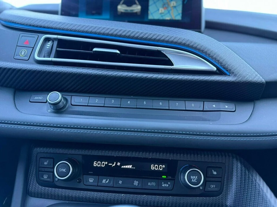 2019 BMW i8 - Image 16 of 21