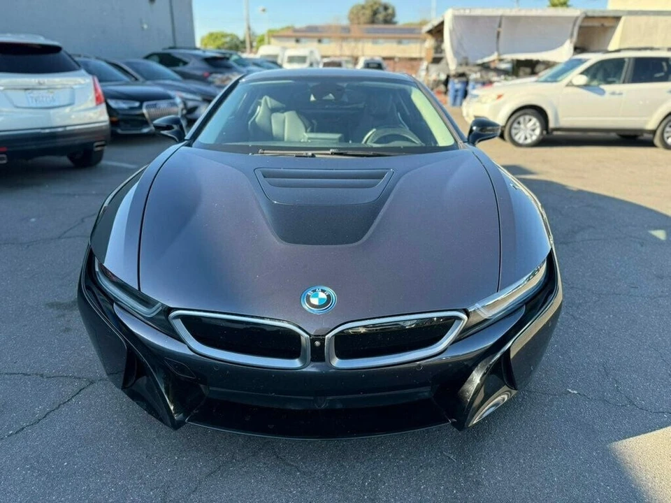 2019 BMW i8 - Image 2 of 21