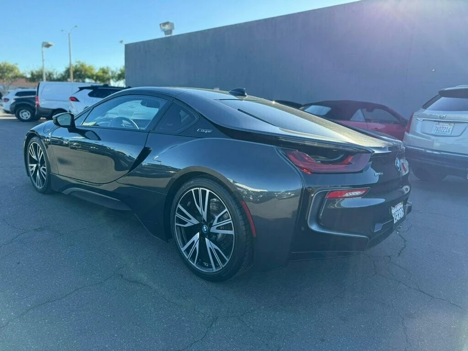 2019 BMW i8 - Image 6 of 21