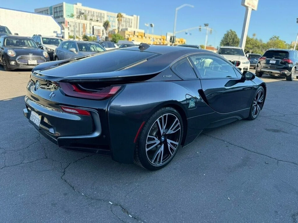 2019 BMW i8 - Image 4 of 21
