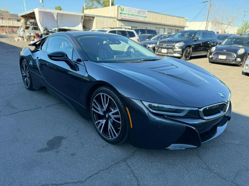2019 BMW i8 - Image 3 of 21
