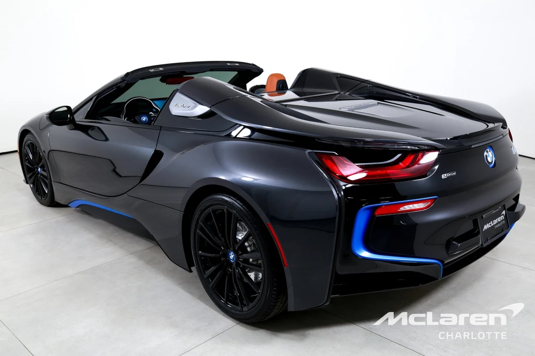 2019 BMW i8 - Image 8 of 21