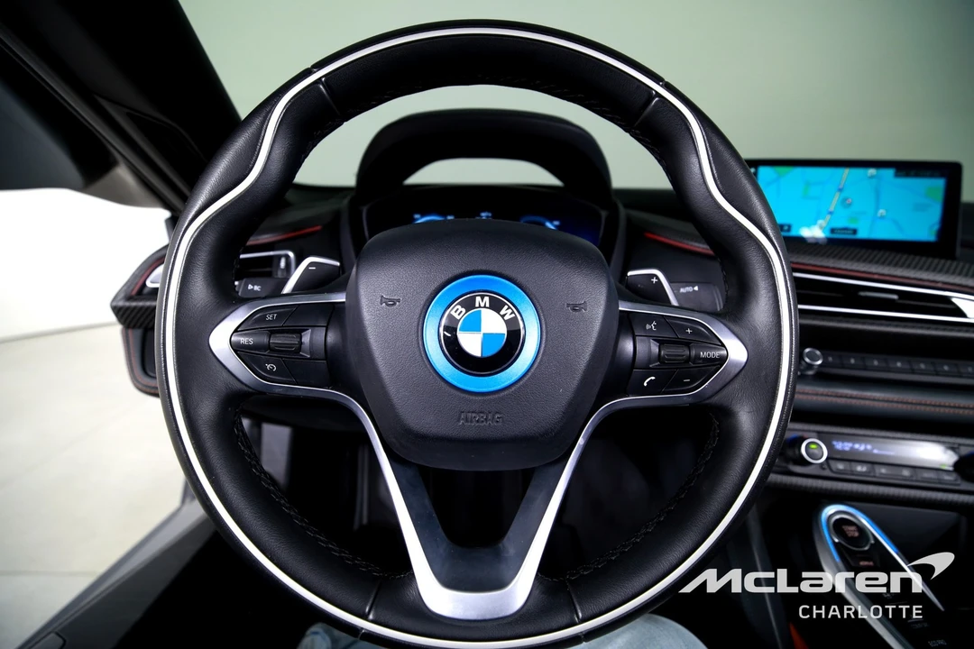 2019 BMW i8 - Image 16 of 21