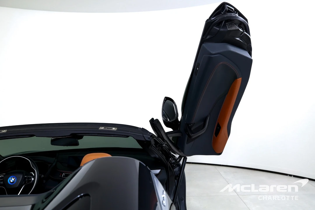 2019 BMW i8 - Image 18 of 21