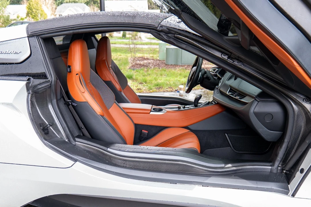 2019 BMW i8 - Image 24 of 31