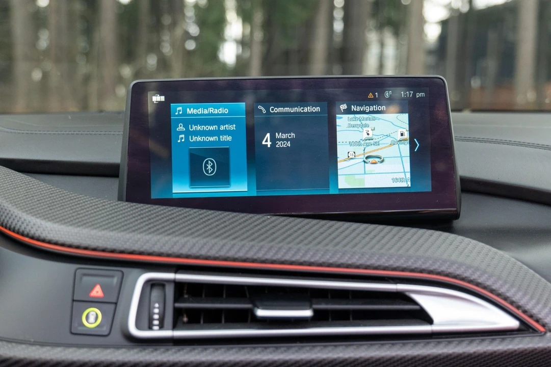 2019 BMW i8 - Image 30 of 31