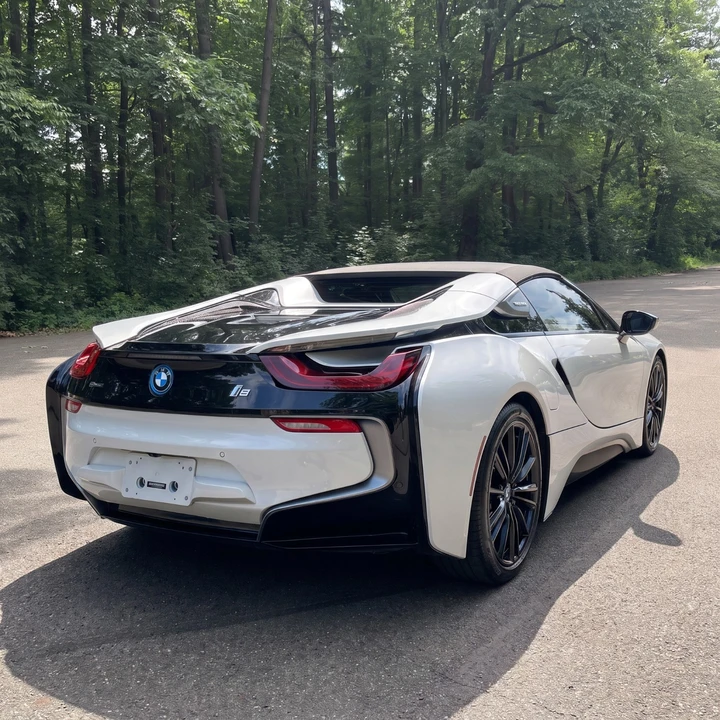 2019 BMW i8 - Image 8 of 31