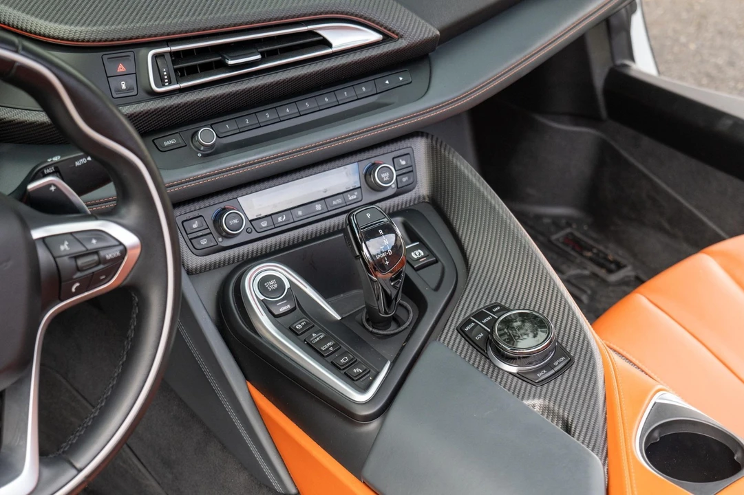 2019 BMW i8 - Image 31 of 31