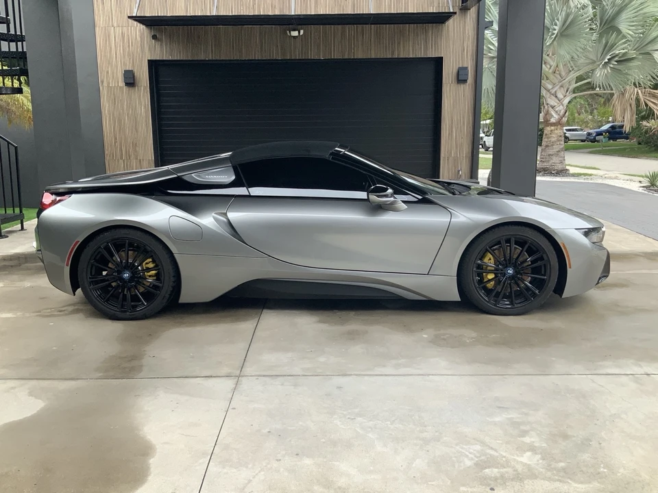2019 BMW i8 - Image 7 of 15