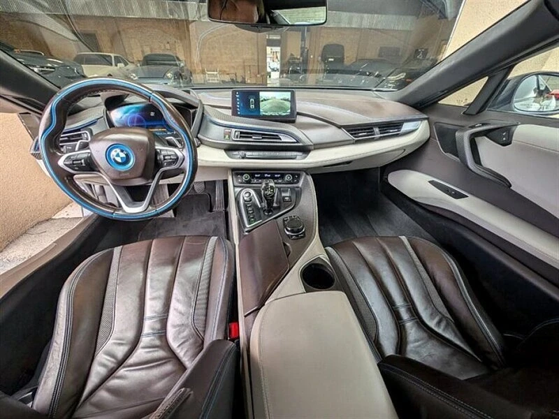 2019 BMW i8 - Image 3 of 17