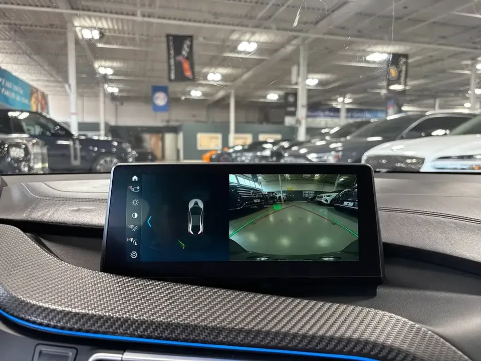 2019 BMW i8 - Image 18 of 20