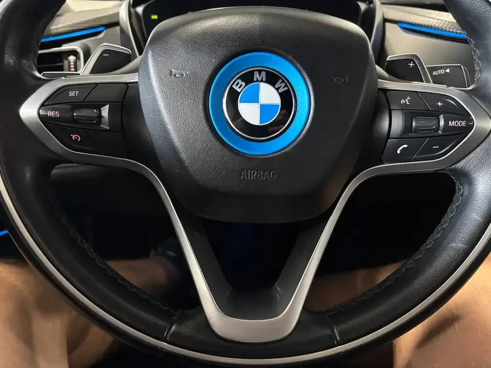 2019 BMW i8 - Image 19 of 20