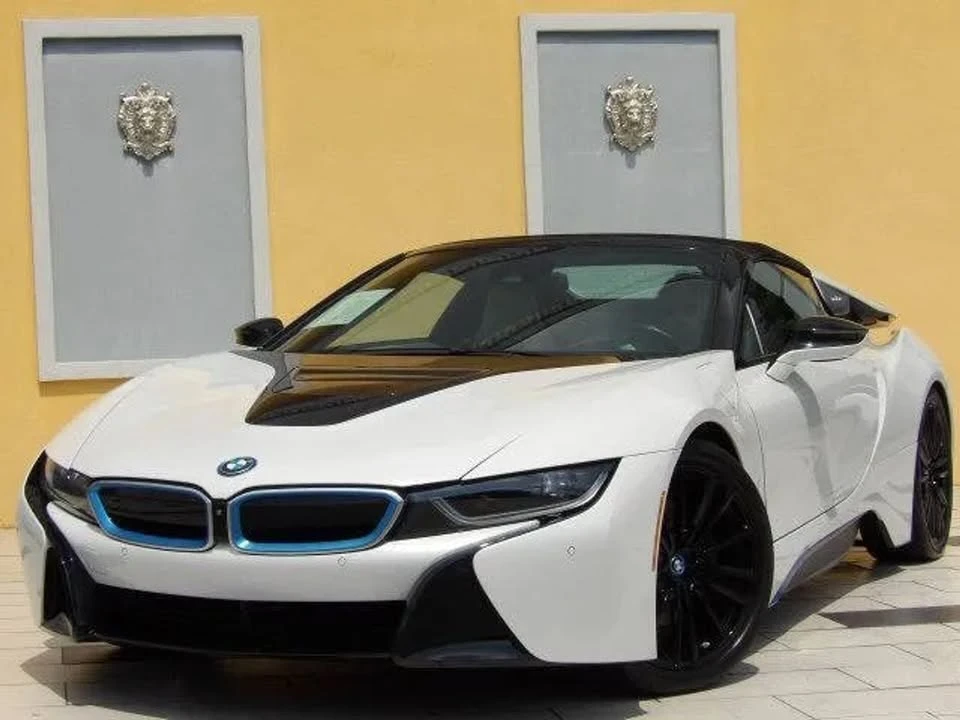 2019 BMW i8 - Image 14 of 20