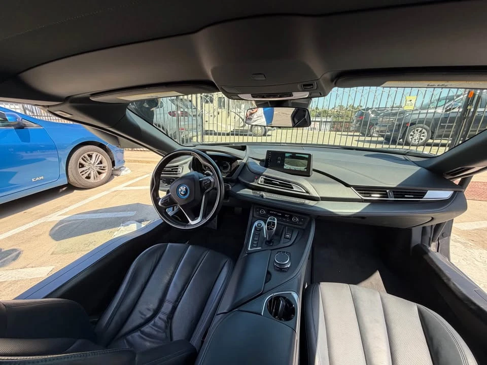 2019 BMW i8 - Image 6 of 10
