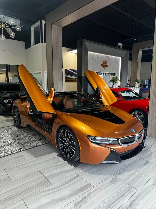 2019 BMW i8 - Image 2 of 9