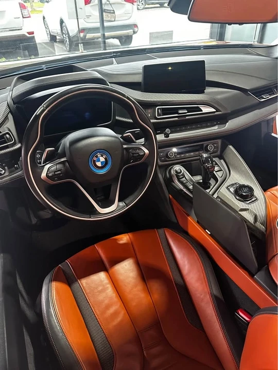 2019 BMW i8 - Image 5 of 9