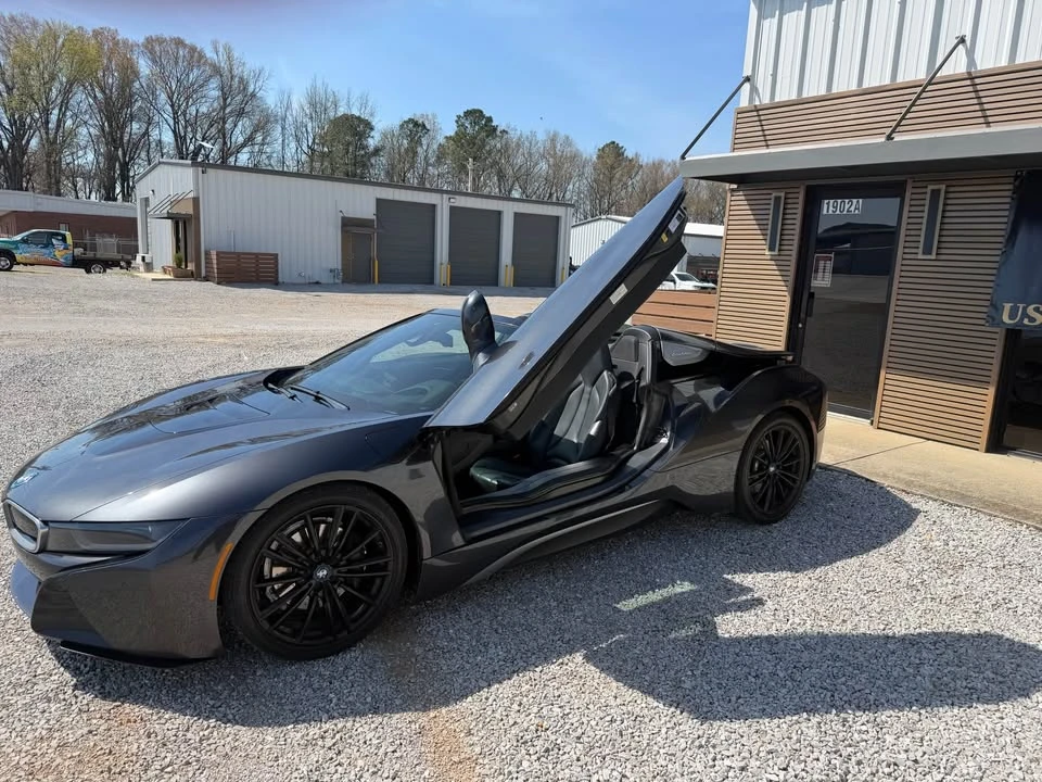 2019 BMW i8 - Image 6 of 11
