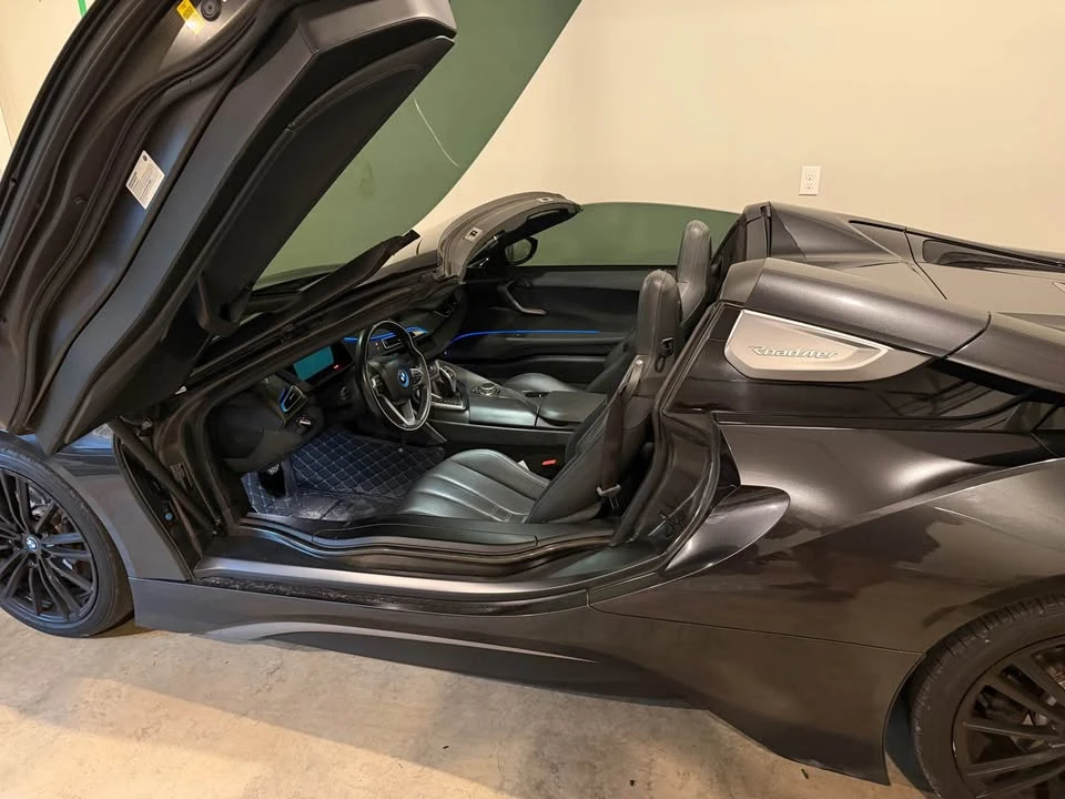 2019 BMW i8 - Image 3 of 11