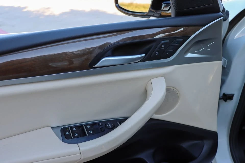 2019 BMW G01 X3 - Image 14 of 19