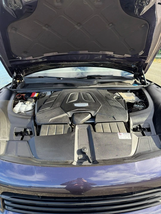 2019 Porsche 9Y0/9Y3 Cayenne - Image 8 of 17