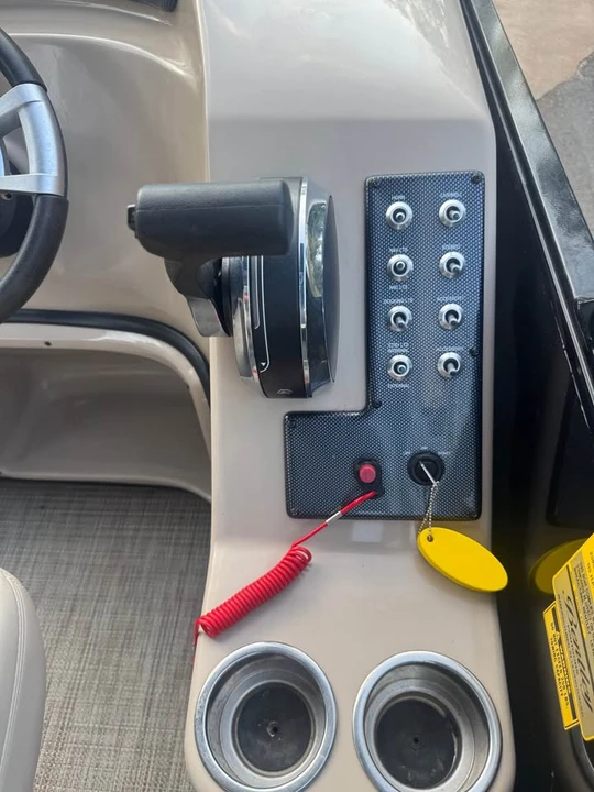 2019 Bentley - Image 8 of 15
